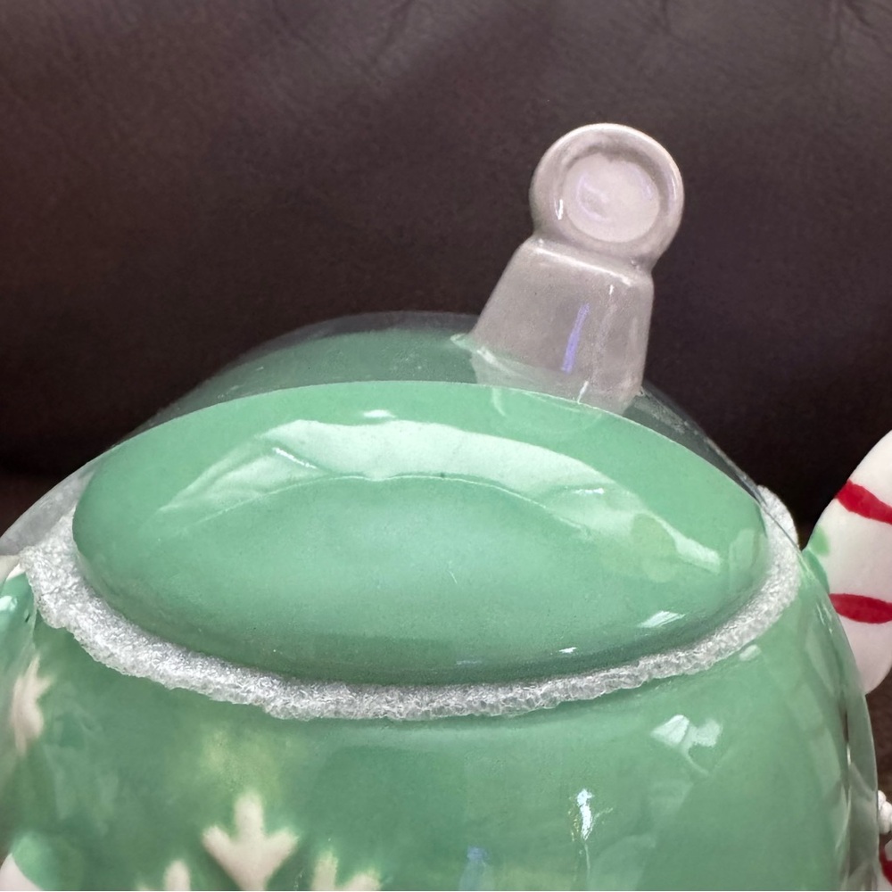 Puppy with Christmas Ornament 18oz Ceramic Holiday Mug with Topper Lid - Picture 4 of 11